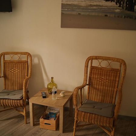 La Longere De Suzanne Acomodação com café da manhã Arrest Exterior foto